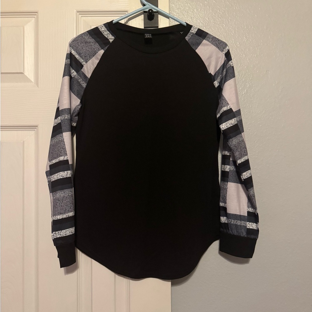 SHEIN Black Top